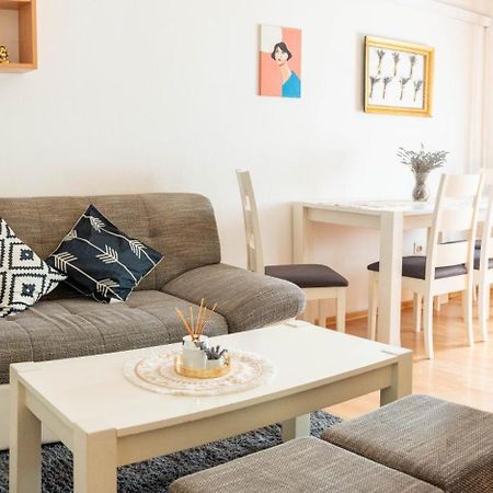 Apartman Lili Knin Eksteriør billede